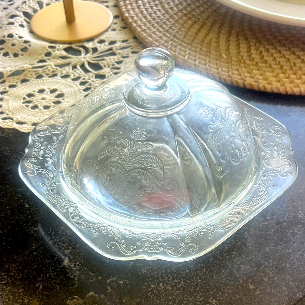 Vintage Federal Glass etched domed Madrid, clear pattern, butter dish